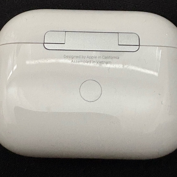 Apple AirPods Pro 1st Generation A2083 A2084 with Charging Case A2190 - White - Picture 6 of 8
